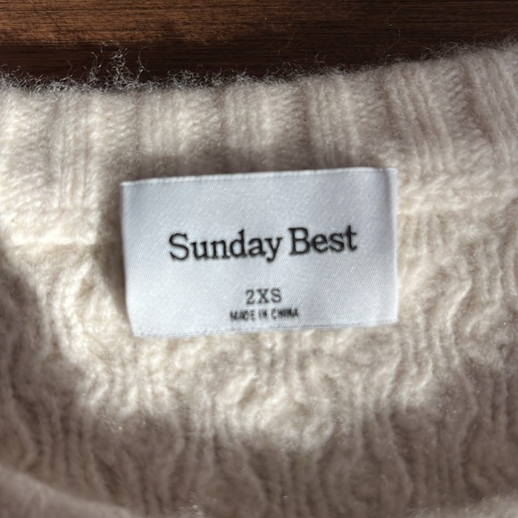 Cropped Peggy sunday best aritzia sweater - Picture 3 of 3